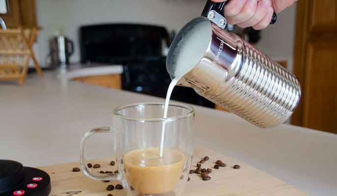 خرید کف شیر ساز در وبزینر